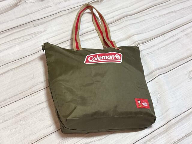 外出先で仕事をするときの荷物を入れて使ってみました！