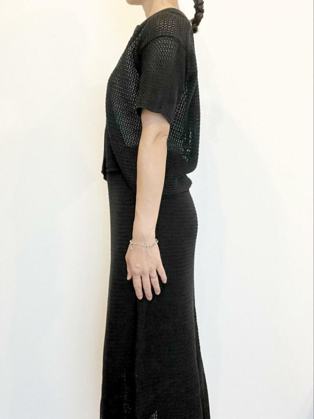 【GU 透かし編みニットシャツ&スカート】シャツもスカートも柔らかくて風通しも◎。綿素材のTシャツよりはるかに涼しいです