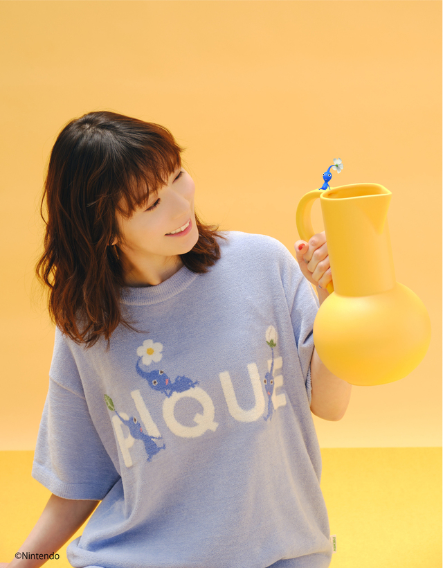 【ジェラート ピケ×ピクミン】ジャガードプルオーバー&ショートパンツセット ￥13,420（カラー：ブルー/イエロー/レッド、サイズ：フリー ※写真はブルー）