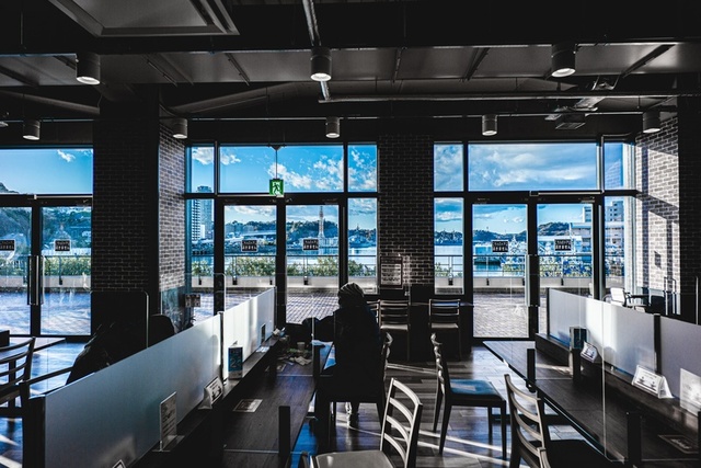 よこすかグルメ艦隊！！