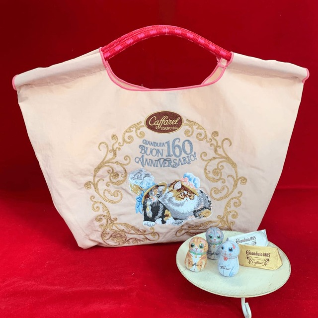 【カファレル】「カファレル」160周年記念ロゴデザインの「Ball＆Chain」ショッピングバッグ　5,940円