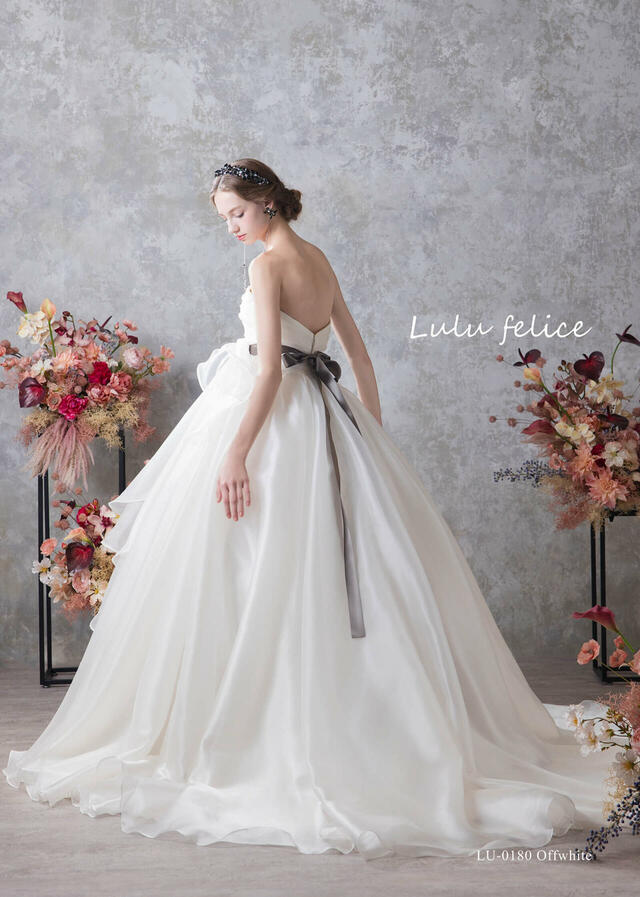 【クラウディア】「Lulu felice(ルル・フェリーチェ)」新作ウェディングドレス|LU-0180_Offwhite