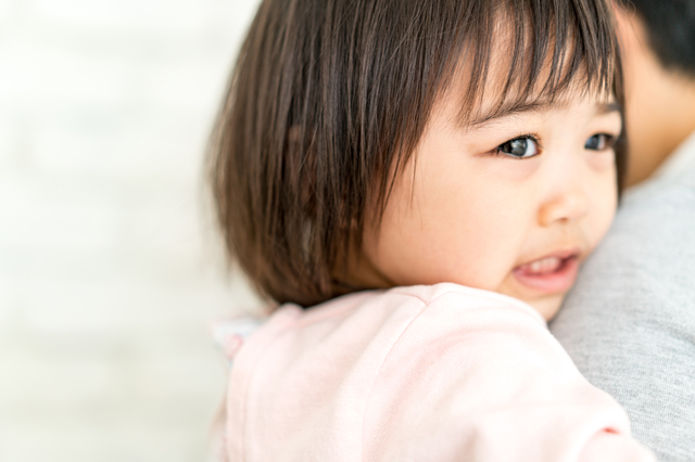 保育園 幼稚園 子どもが登園で突然泣くようになった 考えられる理由とすぐできる対処法 1 2 ハピママ