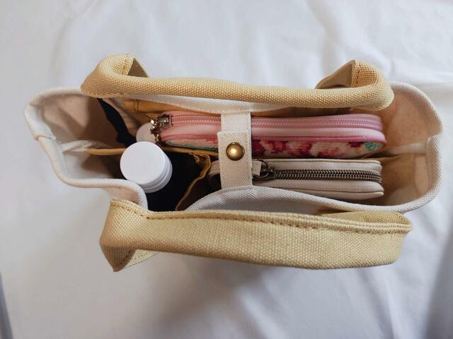 ボタンで留めると、すっきり