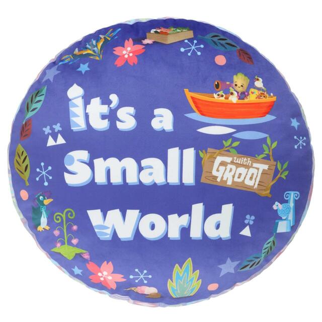 クッション 3,600円|東京ディズニーランド「イッツ・ア・スモールワールドwithグルート」グッズ|販売店舗:東京ディズニーランド「キングダム・トレジャー」|発売日:2025年12月26日(金)