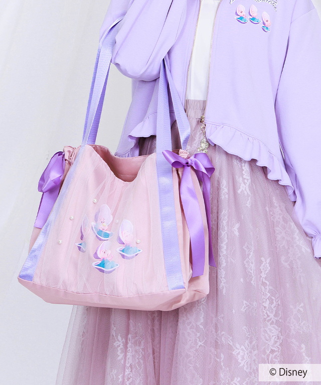ヤングオイスターとおばあさんカキ/トートバッグ ¥7,700|axes femme POETIQUE/Disney Collection