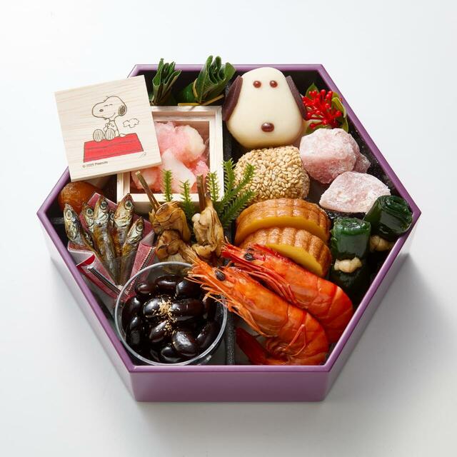 おせち・二段重「スヌーピー」｜21,900円(税込)