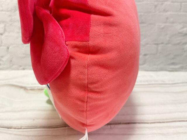 【しまむら ダイカットクッション(ハローキティ)】しっかり厚みがあるので腰をしっかり支えてくれます♪
