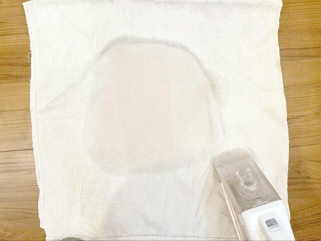 【アイリスオーヤマ ハンディリンサークリーナー】タオルに染み込んだコーヒー汚れが、ここまできれいになりました！