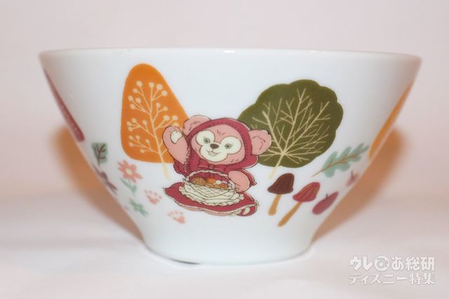 「ダッフィーたちの秋のぼうけん」茶わんセットの茶わん