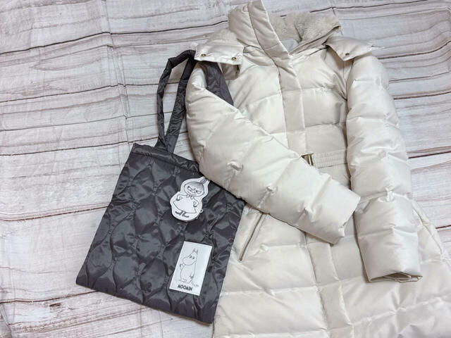 ダウンコートに合わせてもかわいい