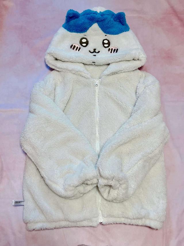 【PEACH JOHN】リバーシブルなので、裏返せばハチワレが登場!