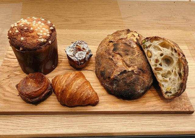 有形泰輔シェフおすすめのパン／セテュヌ ボンニデー