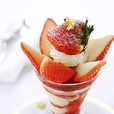 岐阜県産 美濃娘のプレミアムストロベリーパフェ