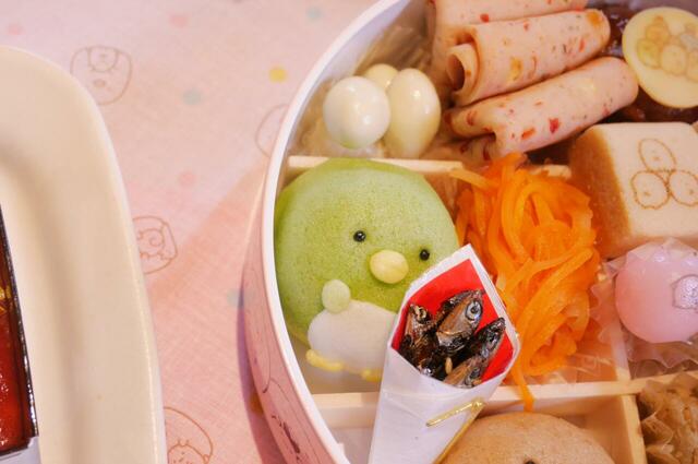 おせち・三段重「すみっコぐらし」｜見た目も味も抜群♪