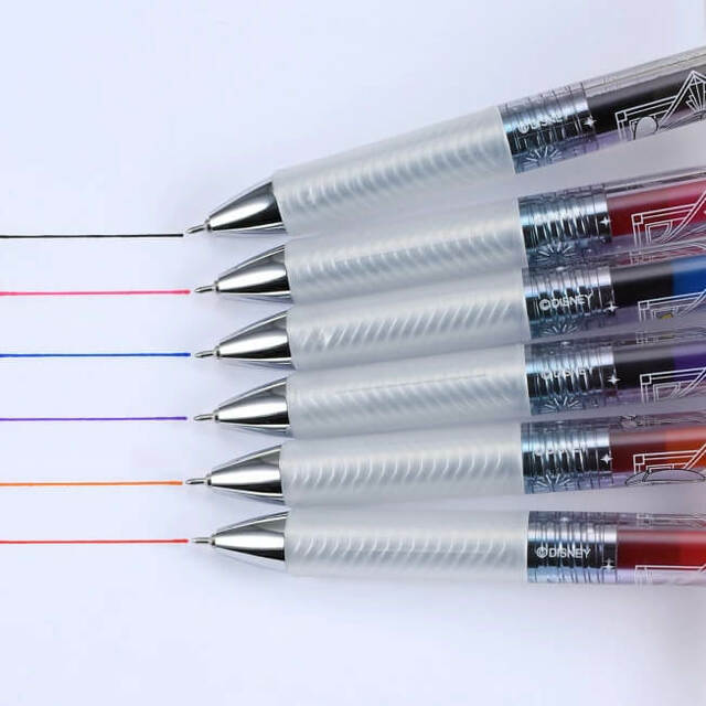 ミッキー＆フレンズ エナージェル 0.5 ゲルインキボールペン The Disney100 Platinum Celebration Collection 1,980円