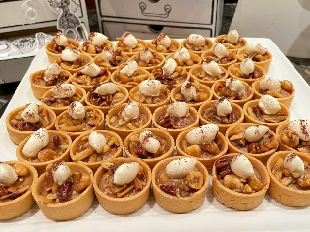 【ヒルトン東京 絵本の国のアリス スイーツビュッフェ】「ナッツクレイジー」