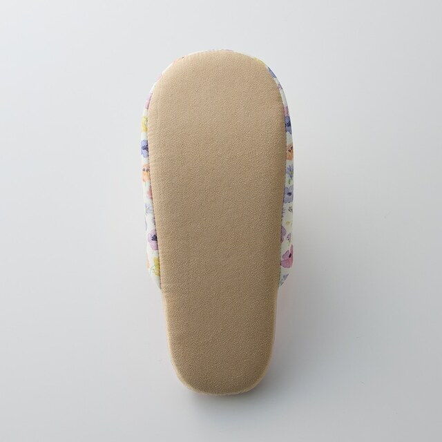 選べる楽しさ！プリントがかわいい洗えるソフトスリッパ(選べるキャラクター)｜￥ 990 （税込）