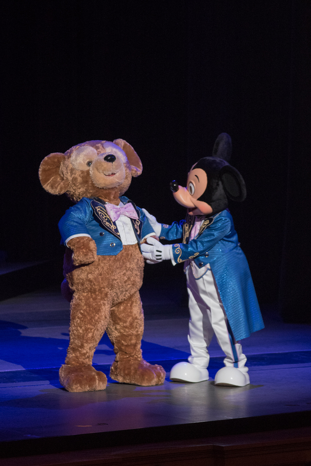 バレンタイン・ナイト 2016 ゲストメッセージ 家族 ミッキーマウス ダッフィー 撮影:YOSHI