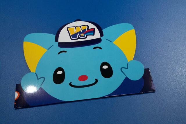 参加特典のサンバイザー｜サンリオピューロランド新アトラクション「BUDDYEDDY WONDERFUL CLUB」