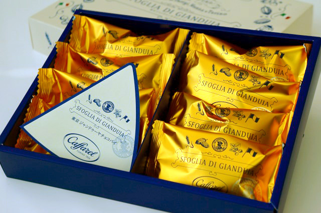 カファレル　東京ジャンドゥーヤチョコパイ　1.080円