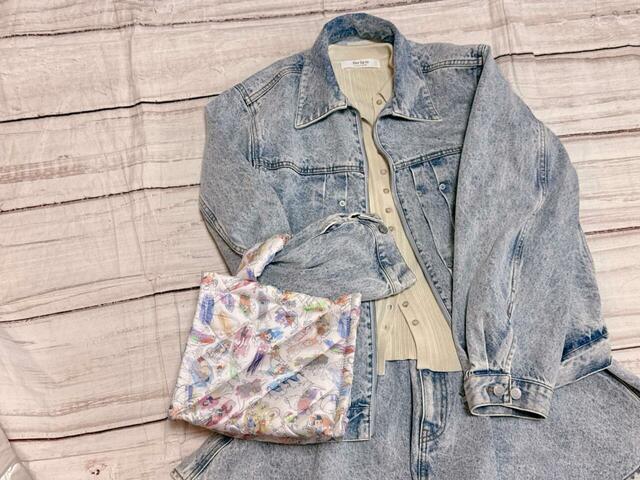 デニムのセットアップに合わせてもかわいい♪