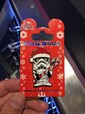 ストーム・トルーパーのピンバッジもクリスマスモードに