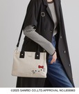 【grove×ハローキティ「Lee別注 フェイス刺繍スクエア型2WAYトートバッグ」￥5,497】ショルダー付きの2WAY仕様