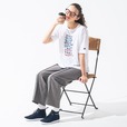 プリントTシャツ ¥5,390、シューズ ¥9,900