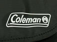フラップの右下部にはお馴染みの「Coleman」のロゴ入り