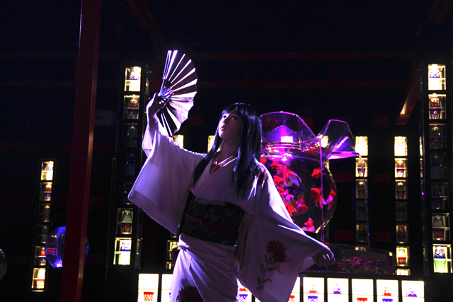 京都・元離宮二条城で開催の「アートアクアリウム城」