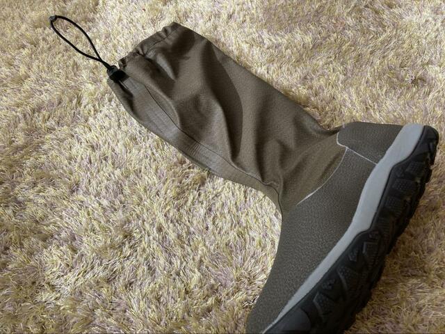 【ワークマン 防水FEST(フェスト)ブーツ】カラーはカジュアルな印象のフォレストグリーンを選択しました