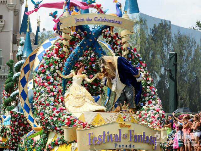 ディズニー・フェスティバル・オブ・ ファンタジー・パレード