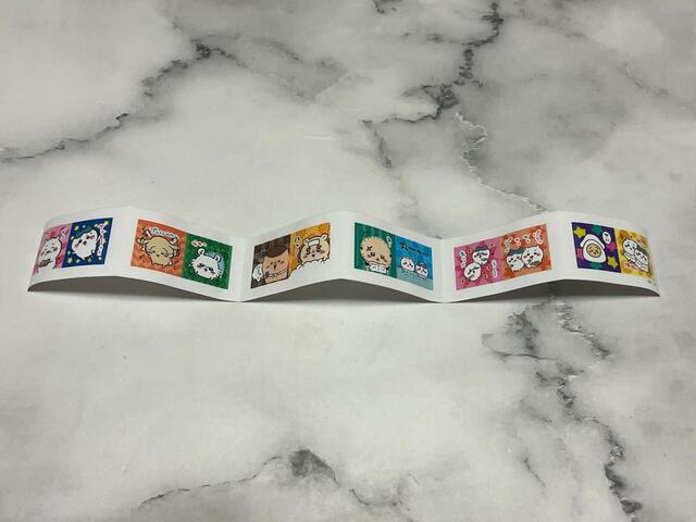 12枚のシールが1組になっています