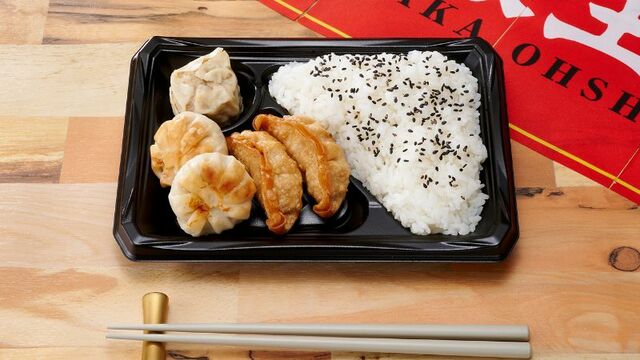  大阪王将 中華弁当　本体価格444円（税込480円）