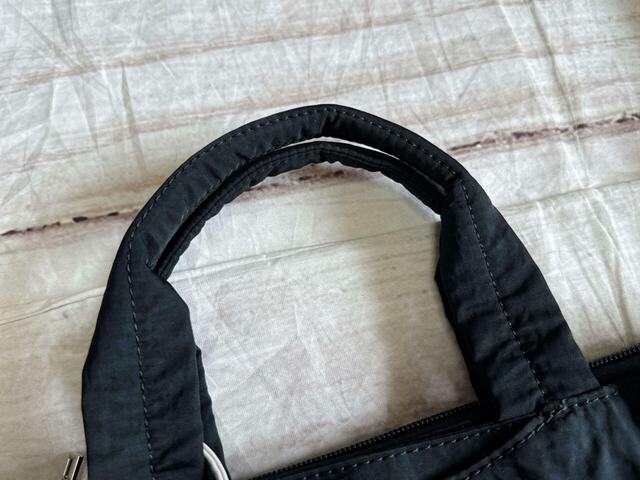 持ち手は持ちやすい工夫が凝らされていてGood！