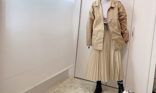 【ワークマン レディース撥水ライトプリーツスカート】トップスと合わせました