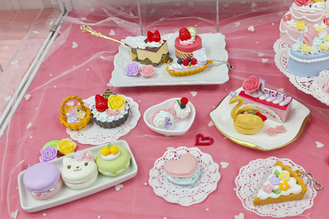 【女の子向け玩具】部門8位 ホイップる パティシエスイーツデラックスセット/5980円/エポック社