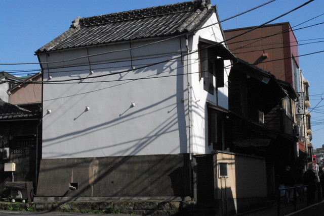 【樋口一葉ゆかりの地　文京区菊坂】樋口一葉が生活資金を借りていた質屋（伊勢屋質店）