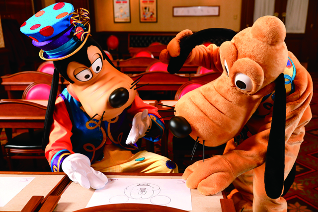 ハッピリー・エバー・アフター｜開催中｜香港ディズニーランド・リゾート