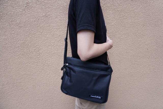 メンズも使えるデザイン