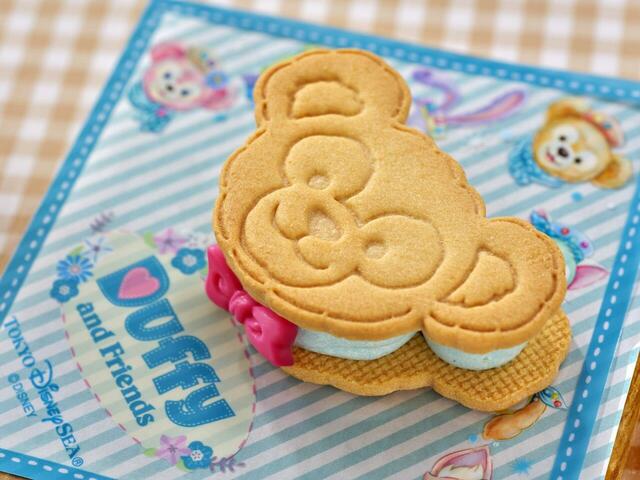 ダッフィークッキーサンド(チーズ&レモン)600円|東京ディズニーシー25周年スペシャルメニュー