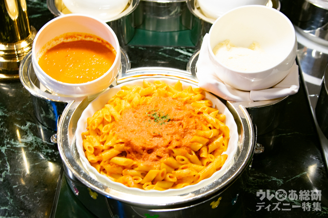 “ディズニー・イースター”ディナーブッフェ｜東京ディズニーランドホテル「シャーウッドガーデン・レストラン」