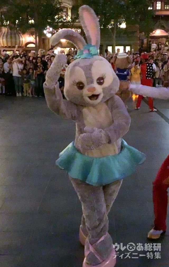 Duffy and Friends Dance Moment