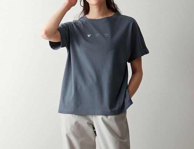 大人の隠れた味方！汗ジミが目立ちにくいプリントTシャツ（選べるキャラクター）｜￥ 2,990 （税込）