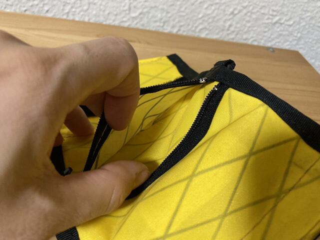 【KEBOZ XPAC MINI WALLET】耐久性が非常に高いXPAC素材