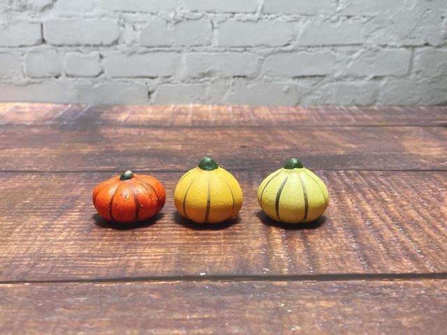 【ナチュラルキッチン】オブジェ積みカボチャオレンジ・カボチャオブジェSオレンジ・カボチャオブジェSグリーン／各税込110円