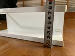 【山崎実業 マグネットラック ワイド ホワイト】高さは約8.5cm