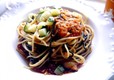スパゲッティ、タコとズッキーニのトマトソース
