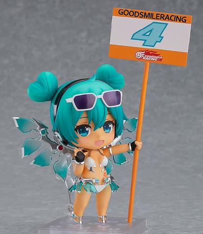 小麦色に日焼けした「レーシングミク 2013 セパンVer.」がねんどろいど